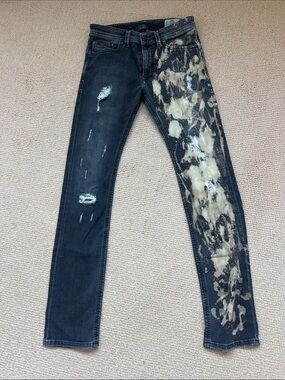Men’s Diesel Black Distressed Slim Jeans with Bleach Effect. Size 28w x 32l